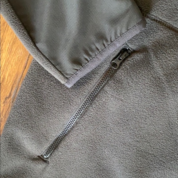 NWT! Men’s Alpine Field and Stream pullover - Picture 9 of 9